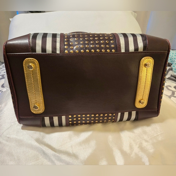 Henri Bendel Barrel Bag - Picture 8 of 14